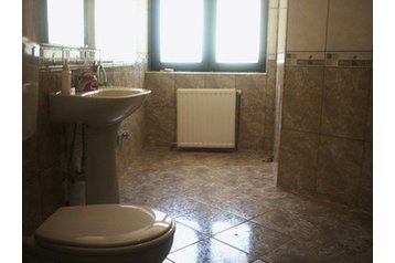 Rumunsko Privát Băile Herculane, Exteriér